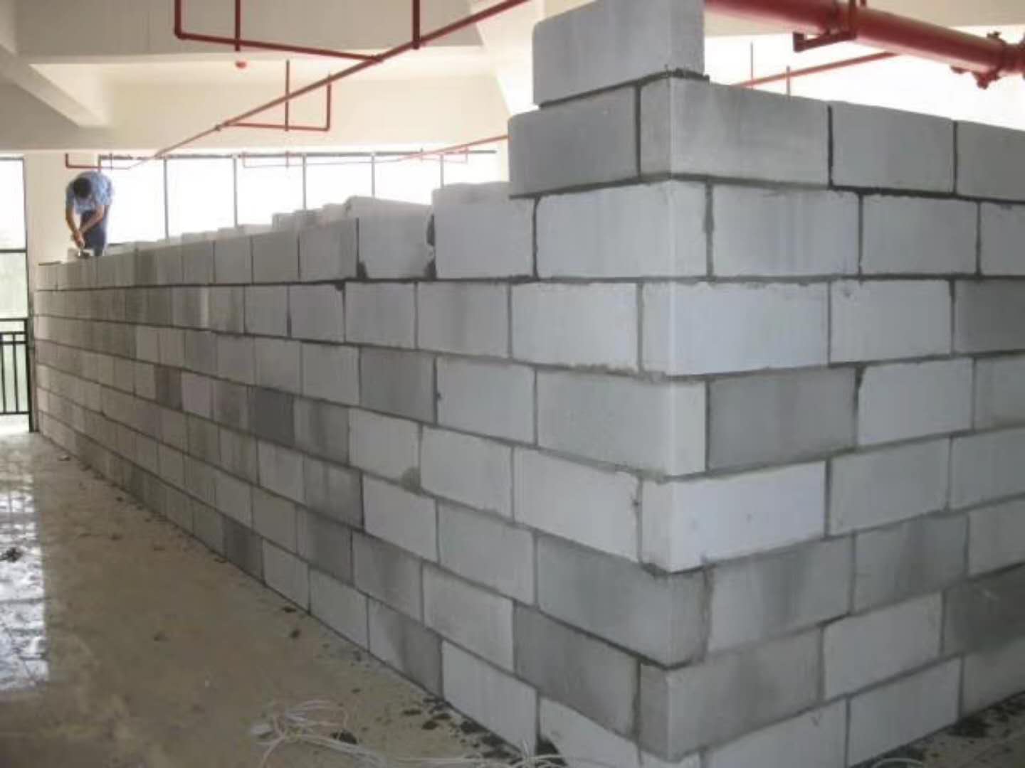 娄底蒸压加气混凝土砌块承重墙静力和抗震性能的研究